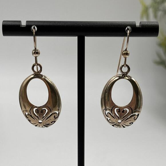 STERLING Vintage Sterling Oval Shape Cut Out Floral Work Dangle Earrings - Picture 1 of 8